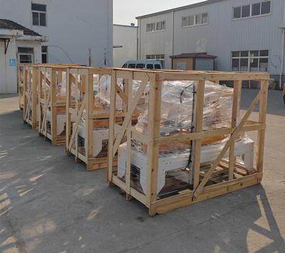 半自動折蓋封箱機(jī)